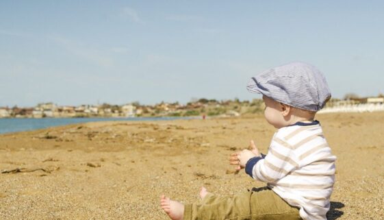 child, toddler, beach-871845.jpg